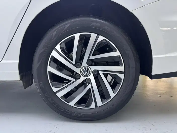 Volkswagen Lavida 2023 Model 1.5L Automatic Starry Sky Five Million Edition – фото 9