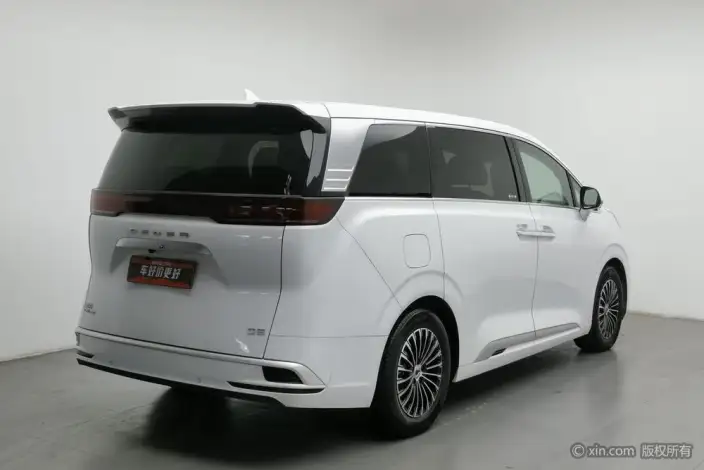 DENZA D9 DM 2022 Model 970 4WD Zunrong Model – фото 3