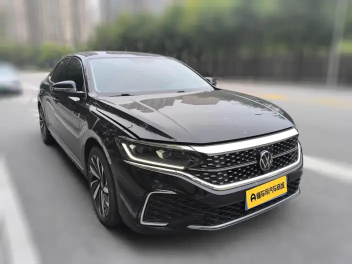 Volkswagen Passat 2023 Model Facelift 330TSI Starry sky Elite Edition – фото 3