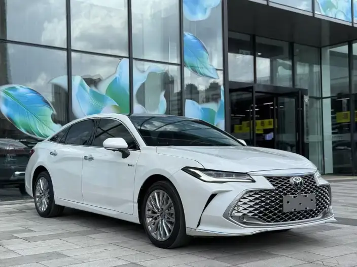 Toyota Avalon 2024 Model Intelligent Hybrid 2.5L E-CVT XLE Premium Edition – фото 3