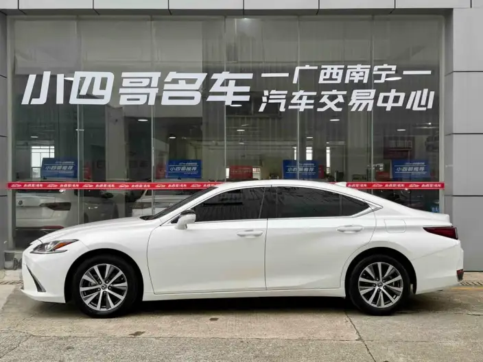 Lexus ES 2021 Model 200 Superior Edition – фото 3