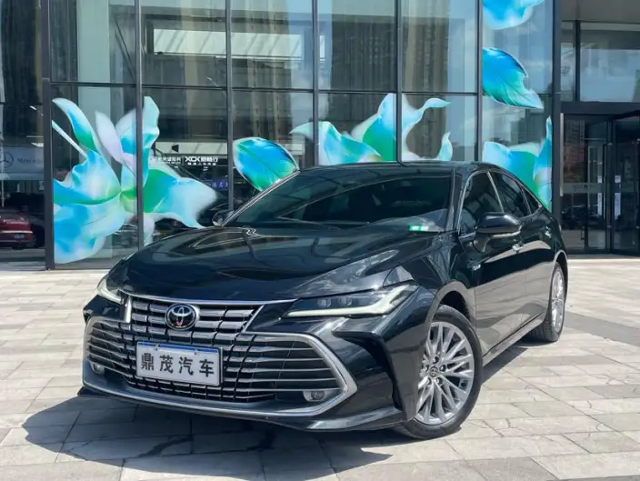 Toyota Avalon 2024 Model Intelligent Hybrid 2.0L E-CVT Deluxe Edition – фото 1