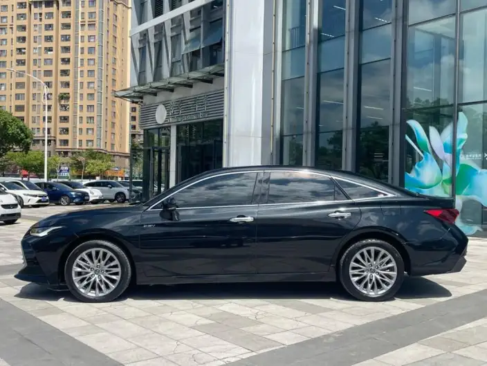 Toyota Avalon 2024 Model Intelligent Hybrid 2.0L E-CVT Deluxe Edition – фото 4