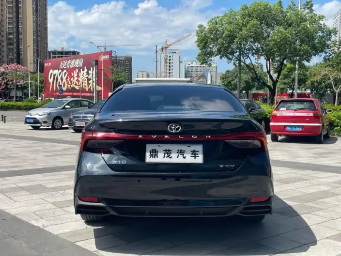 Toyota Avalon 2024 Model Intelligent Hybrid 2.0L E-CVT Deluxe Edition – фото 6