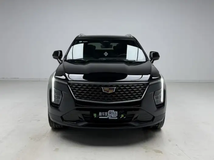 Cadillac XT4 2024 Model Facelift 28T 2WD Noble Model – фото 2