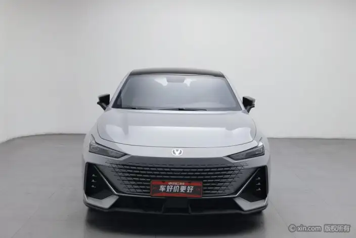 Changan UNI-V 2022 Model 1.5T Noble Model – фото 2