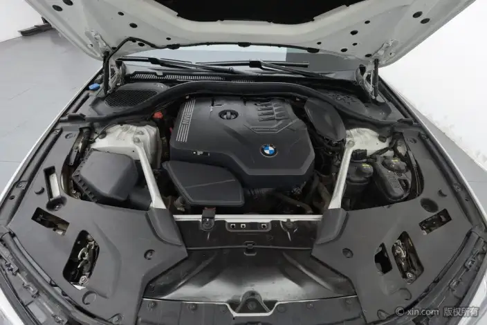 BMW 5 Series 2022 Model Facelift 530Li Leading Model M Sports Set – фото 4