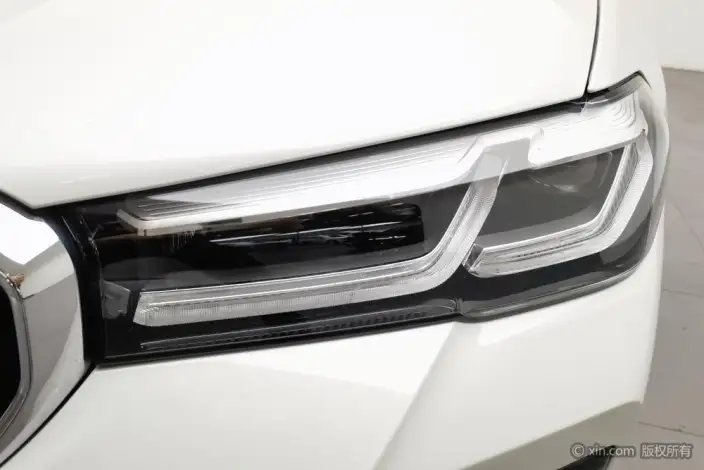 BMW 5 Series 2022 Model Facelift 530Li Leading Model M Sports Set – фото 6