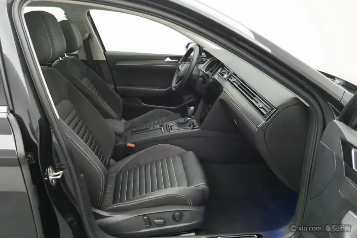 Volkswagen Magotan 2020 Model 330TSI DSG Leading Model – фото 8