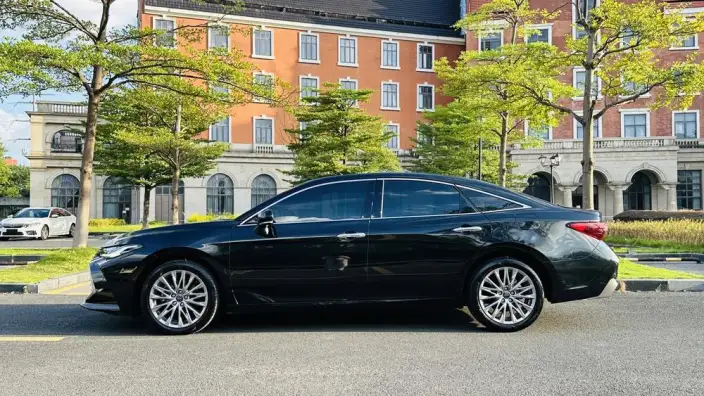 Toyota Avalon 2024 Model 2.0L CVT Deluxe Edition – фото 4