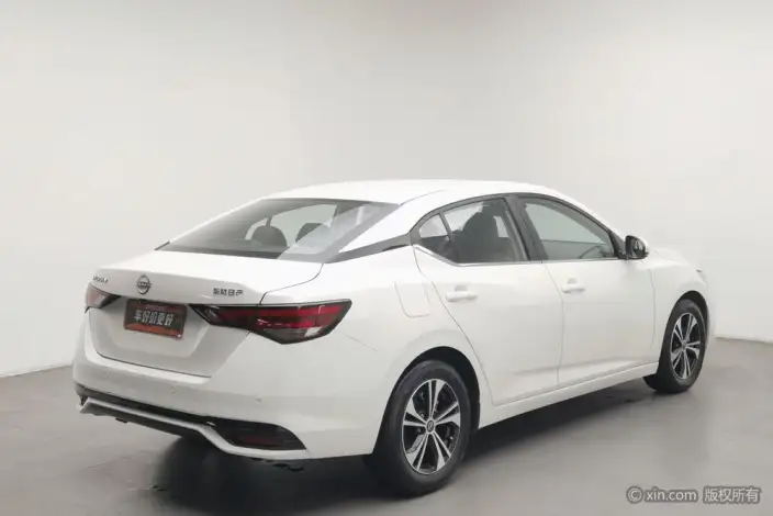 Nissan Sylphy 2023 Model 1.6L CVT Smart Driving Edition – фото 3
