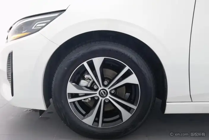 Nissan Sylphy 2023 Model 1.6L CVT Smart Driving Edition – фото 9