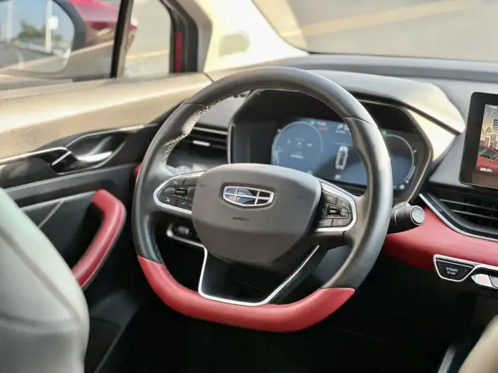 Emgrand S 2021 Model 1.4T CVT Luxury Model – фото 9