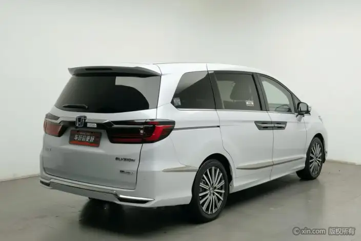 Honda Elysion 2024 Model 2.0L e:HEV Deluxe Edition – фото 3