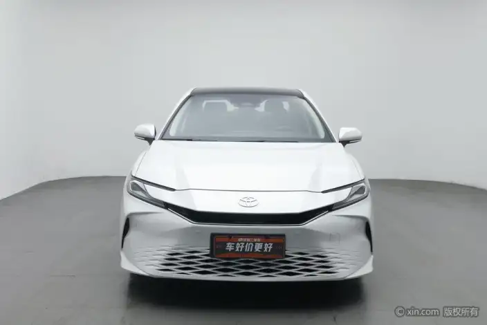 Toyota Camry 2024 Model 2.0G Premium Edition – фото 2