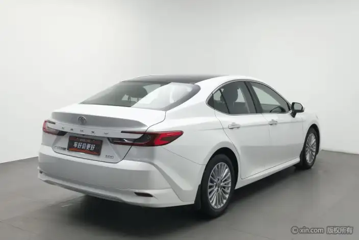 Toyota Camry 2024 Model 2.0G Premium Edition – фото 4