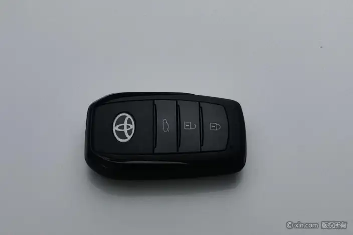 Toyota Camry 2024 Model 2.0G Premium Edition – фото 6