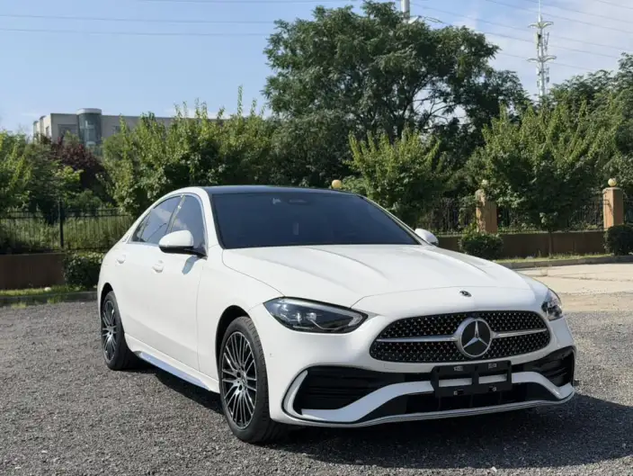Mercedes-Benz C-Class 2025 Model C 200 L Sports Edition – фото 3