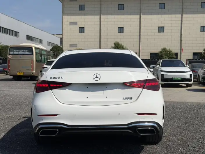 Mercedes-Benz C-Class 2025 Model C 200 L Sports Edition – фото 5