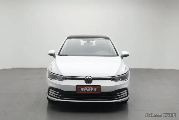 Volkswagen Golf 2021 Model 280TSI DSG Pro – фото 1