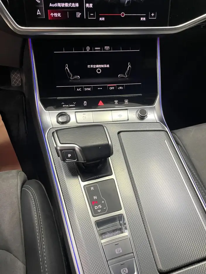 Audi A6L 2023 Model 40 TFSI Luxury Dynamic Model – фото 8
