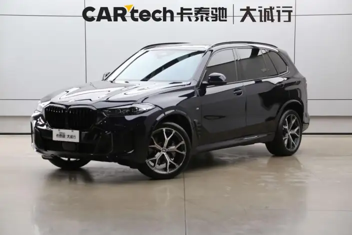BMW X5 2023 Model xDrive30Li Exclusive Model M Sports Night Set – фото 1