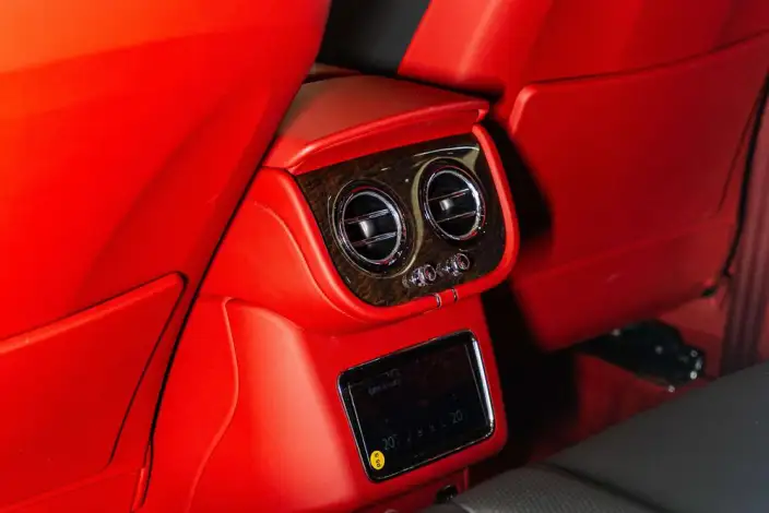 Bentayga 2021 Model 4.0T V8 – фото 6