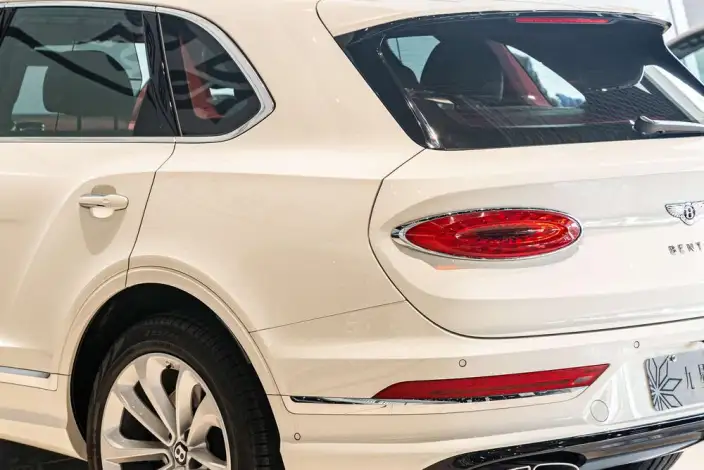 Bentayga 2021 Model 4.0T V8 – фото 9
