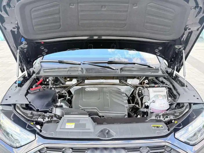 Audi Q5L 2024 Model 40TFSI Luxury Dynamic Model – фото 9