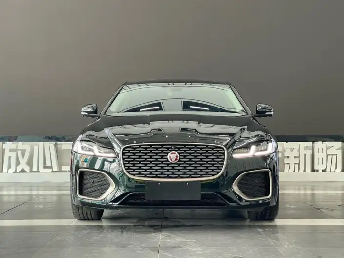Jaguar XFL 2024 Model 2.0T P250 2WD Exclusive Deluxe Edition – фото 2