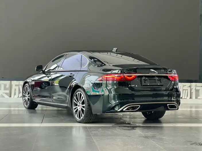 Jaguar XFL 2024 Model 2.0T P250 2WD Exclusive Deluxe Edition – фото 4