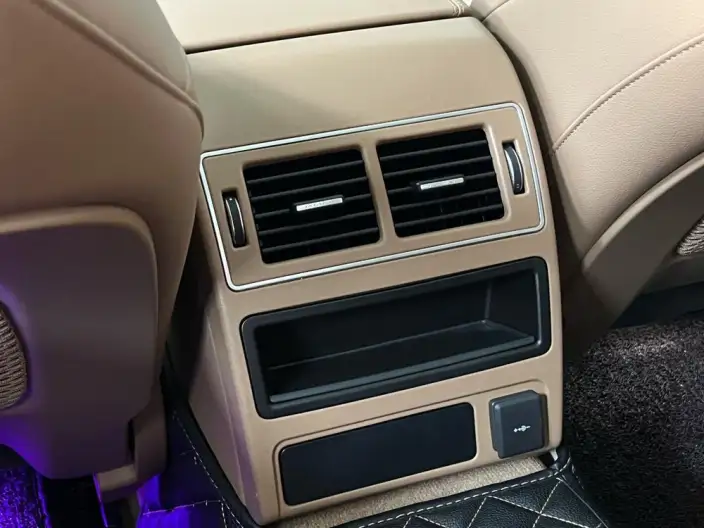 Jaguar XFL 2024 Model 2.0T P250 2WD Exclusive Deluxe Edition – фото 9