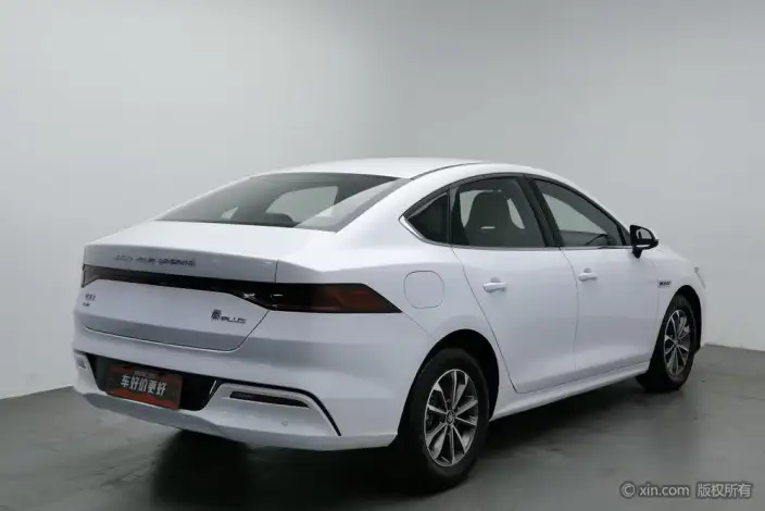 BYD Qin PLUS DM 2024 Model Honor Edition DM-i 55KM Leading Model – фото 3