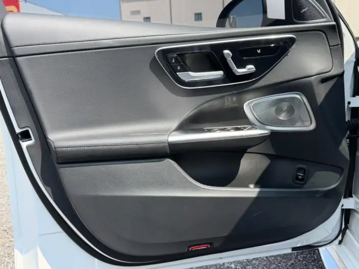 Mercedes-Benz C-Class 2026 Model C 260 L Sports sedan – фото 9