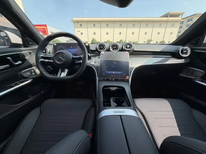 Mercedes-Benz C-Class 2026 Model C 260 L Sports sedan – фото 10