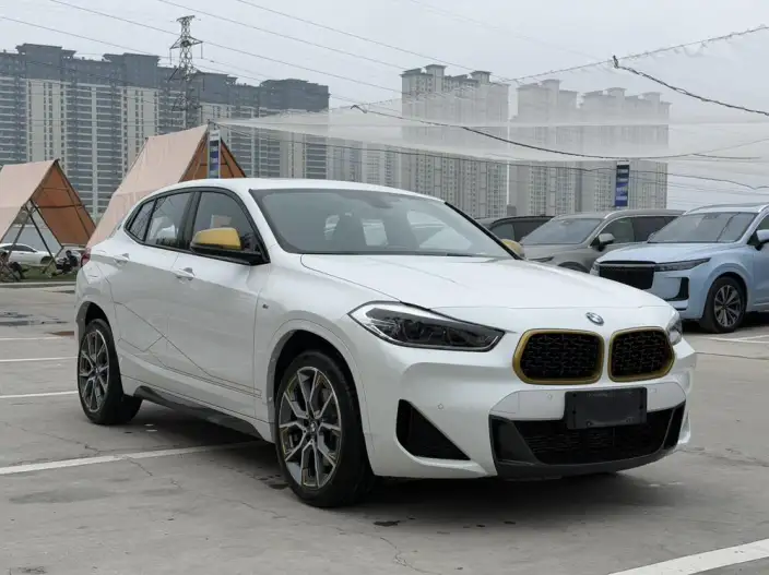 BMW X2 2023 Model sDrive25i Bright Edition – фото 3