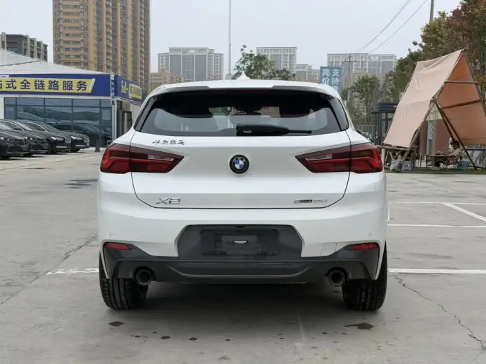 BMW X2 2023 Model sDrive25i Bright Edition – фото 5