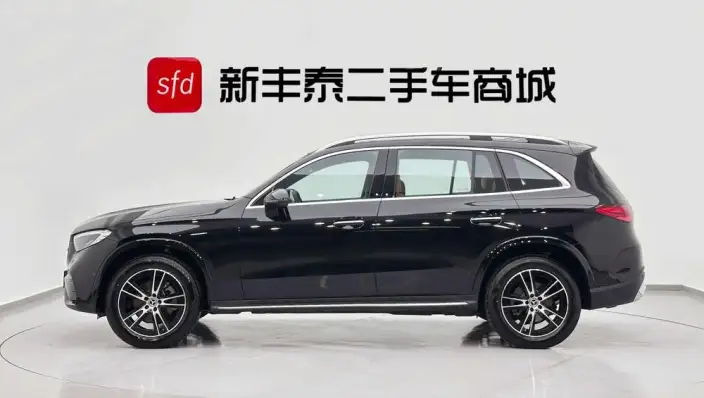 Mercedes-Benz GLC 2026 Model GLC 260 L 4MATIC Luxury Model 5 seat – фото 3