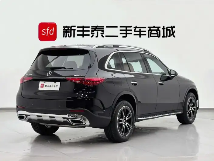 Mercedes-Benz GLC 2026 Model GLC 260 L 4MATIC Luxury Model 5 seat – фото 6