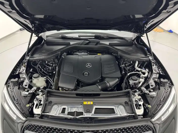 Mercedes-Benz GLC 2026 Model GLC 260 L 4MATIC Luxury Model 5 seat – фото 9