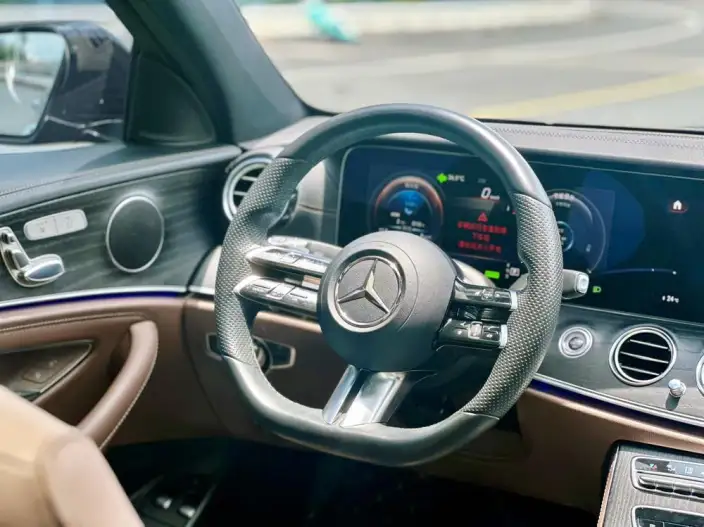 Mercedes-Benz E-Class PHEV 2022 Model Facelift E 350 e L Sports sedan – фото 10