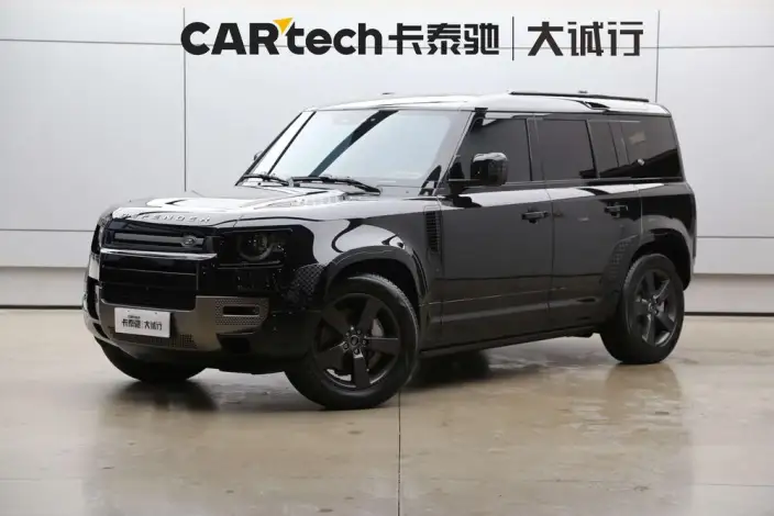 Land Rover Defender 2024 Model 110 3.0T P400 X-Dynamic HSE – фото 1