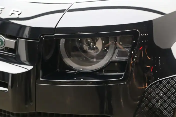 Land Rover Defender 2024 Model 110 3.0T P400 X-Dynamic HSE – фото 8