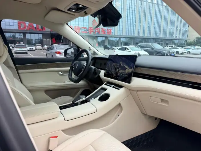 Aito M5 2022 Model Extended Range 4WD Ultimate Edition – фото 9