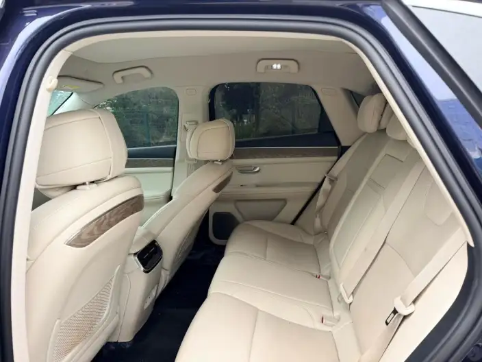 Aito M5 2022 Model Extended Range 4WD Ultimate Edition – фото 10