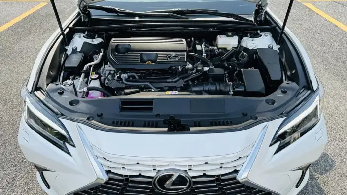 Lexus ES 2025 Model 300h Premium – фото 9