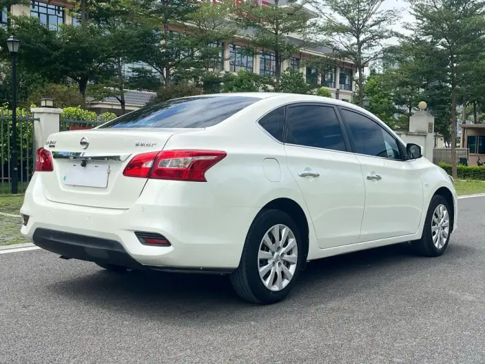 Nissan Sylphy 2022 Model Classic 1.6 XE CVT Comfort Edition – фото 6