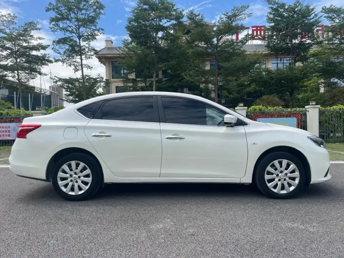 Nissan Sylphy 2022 Model Classic 1.6 XE CVT Comfort Edition – фото 7