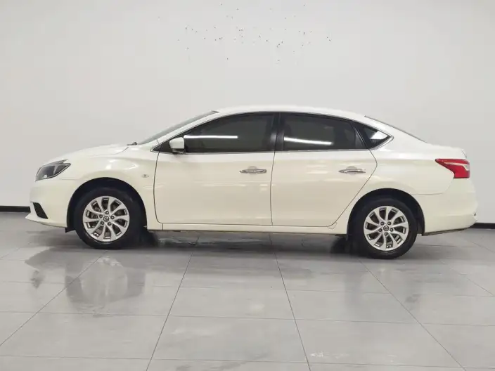 Nissan Sylphy 2022 Model Classic 1.6 XE CVT Comfort Edition – фото 4