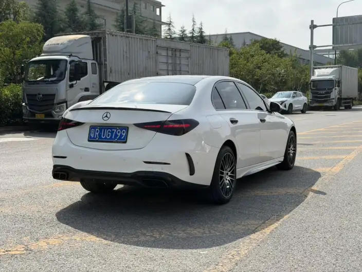 Mercedes-Benz C-Class 2026 Model C 260 L Sports sedan – фото 6